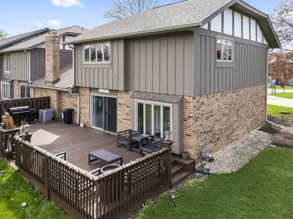 8226 Millbank DR, Orland Park, IL 60462