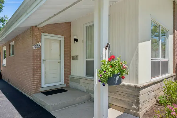 334 Southgate DR, Northbrook, IL 60062