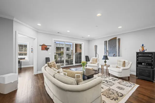 20 S Fairview AVE #3S, Park Ridge, IL 60068