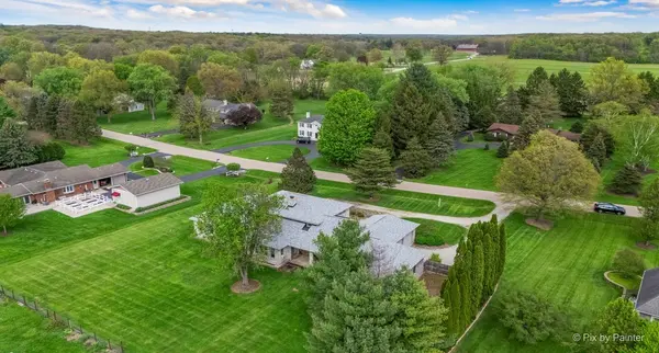 3N946 Babson LN, St. Charles, IL 60175