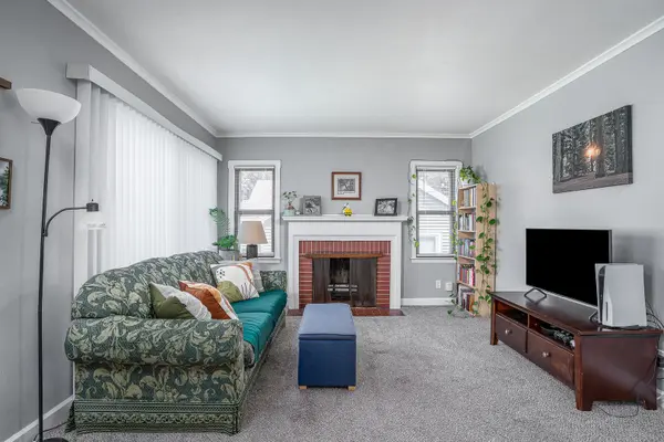 2639 N HOWELL ST, Davenport, IA 52804