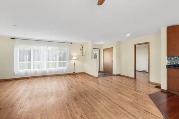3691 Walters AVE, Northbrook, IL 60062