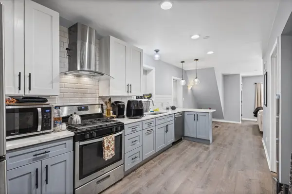 3014 S Broad ST, Chicago, IL 60608
