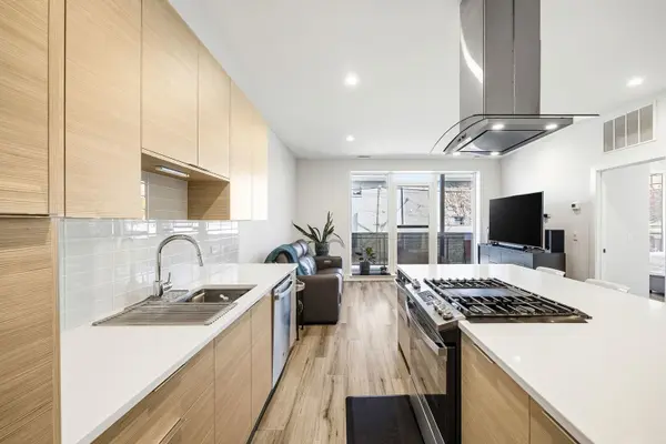 35 S Hoyne AVE #1B, Chicago, IL 60612
