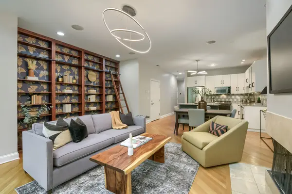 2251 W Wabansia AVE #306, Chicago, IL 60647