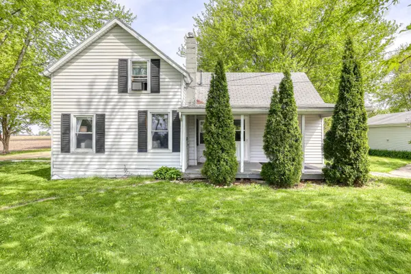 150 E 2nd ST, Kingston, IL 60145