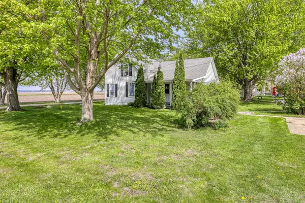 150 E 2nd ST, Kingston, IL 60145
