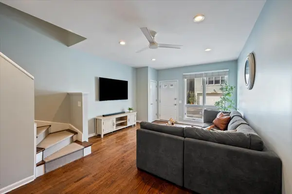 1802 W Diversey Pkwy #I, Chicago, IL 60614