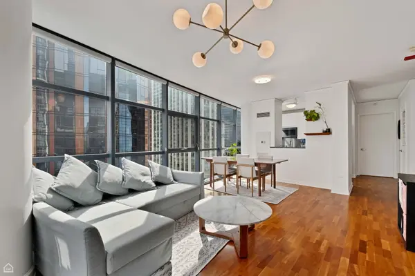 201 N Westshore DR #2508, Chicago, IL 60601