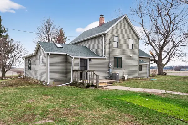 17093 Somonauk RD, Dekalb, IL 60115