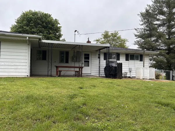 433 Stinson DR, Mt Vernon, IL 62864