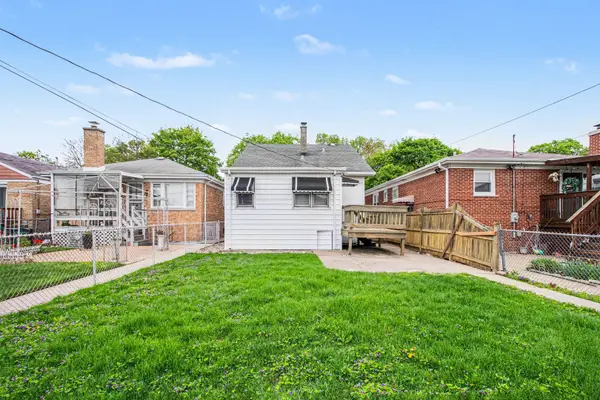 5335 N Moody AVE, Chicago, IL 60630