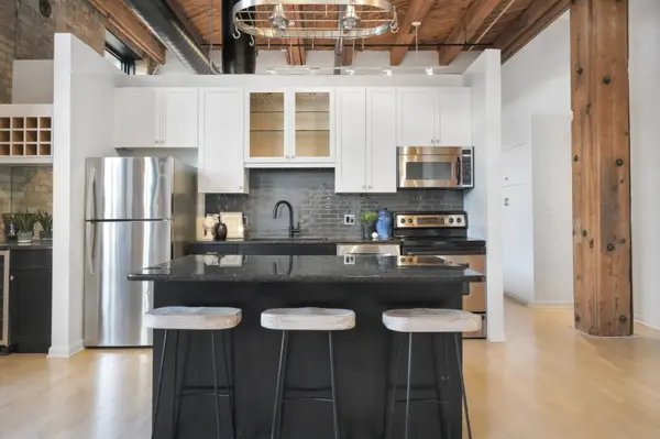 1872 N Clybourn AVE #204, Chicago, IL 60614