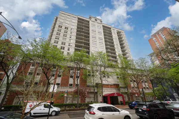 21 W Chestnut ST #901, Chicago, IL 60610