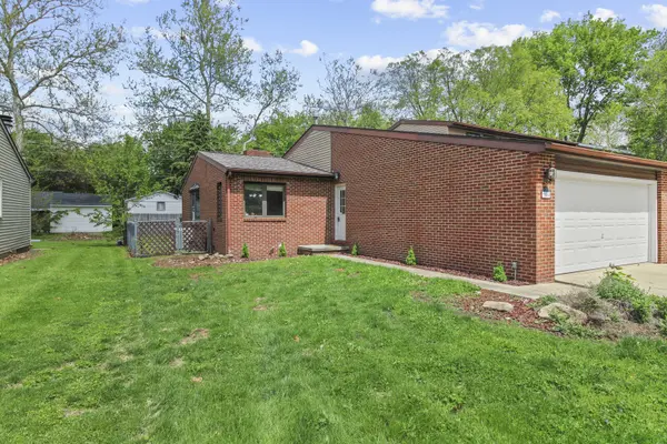 3304 Halifax DR #B, Champaign, IL 61822