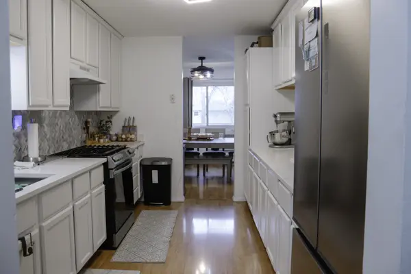2612 N Windsor DR #201, Arlington Heights, IL 60004