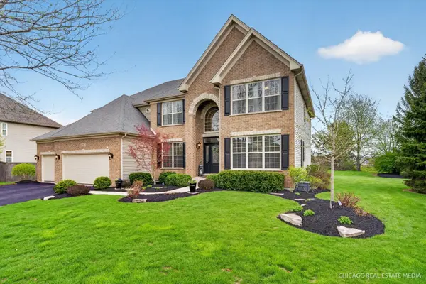 1807 Andover LN,  Crystal Lake,  IL 60014