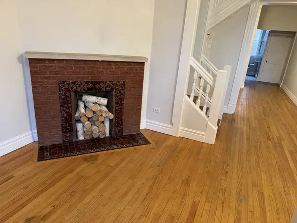 4104 S Lake Park AVE, Chicago, IL 60653