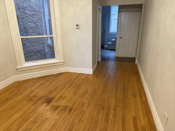 4104 S Lake Park AVE, Chicago, IL 60653