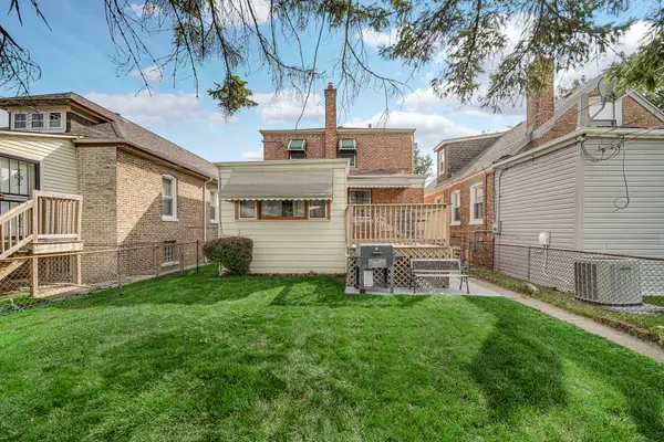 8338 S Yates BLVD, Chicago, IL 60617