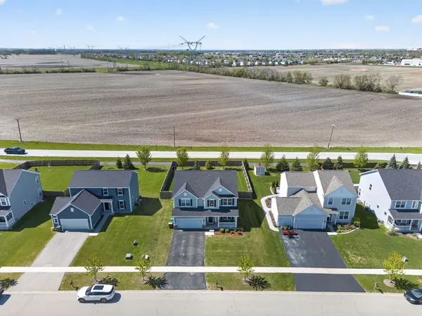 26010 S Indian Creek TRL, Channahon, IL 60410