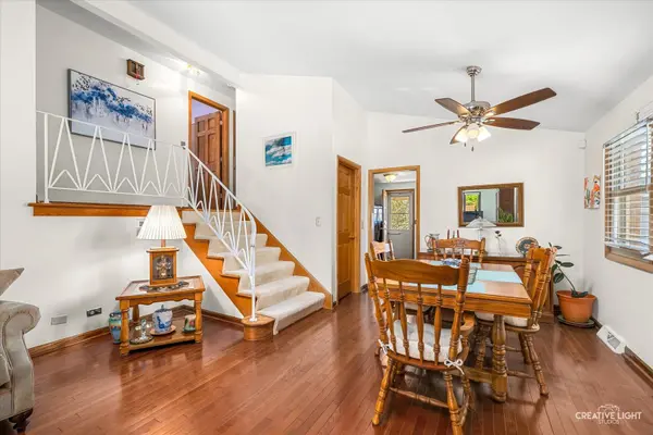 45 Concord AVE, South Elgin, IL 60177