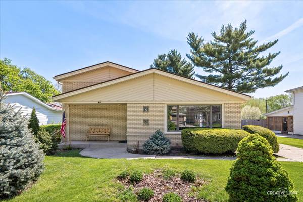 45 Concord AVE, South Elgin, IL 60177