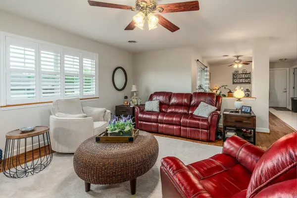 2717 Carnoustie DR, Marion, IL 62959