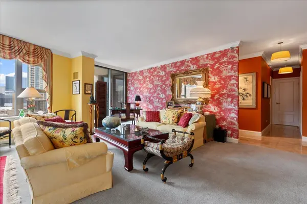 501 N CLINTON ST #1303, Chicago, IL 60654