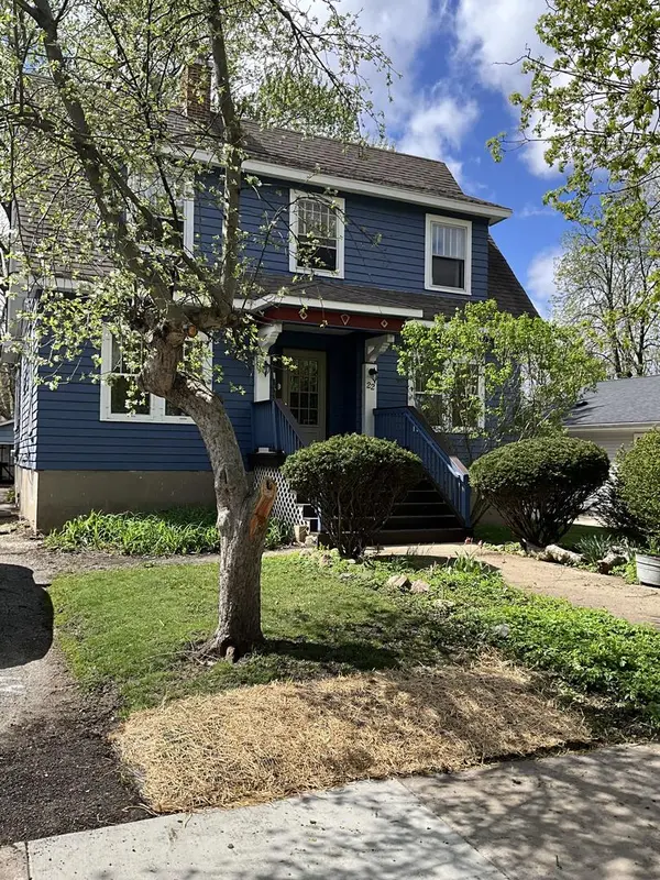 22 S Archer AVE,  Mundelein,  IL 60060