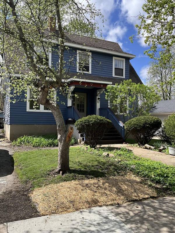 22 S Archer AVE, Mundelein, IL 60060