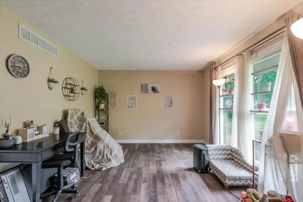312 E Adams ST, Towanda, IL 61776