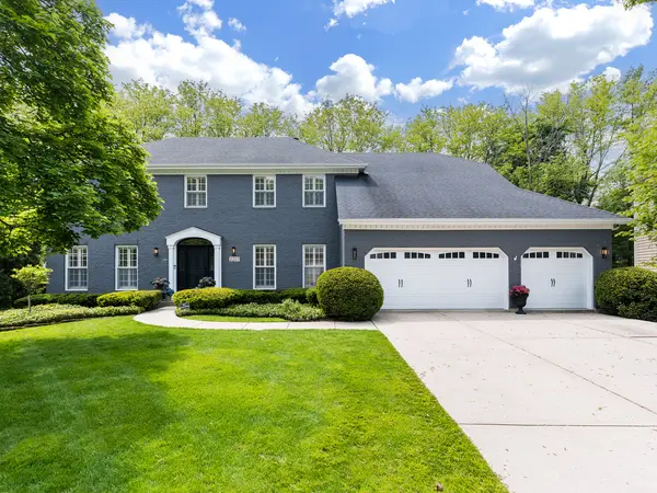 2217 Black Oak CT, Lisle, IL 60532