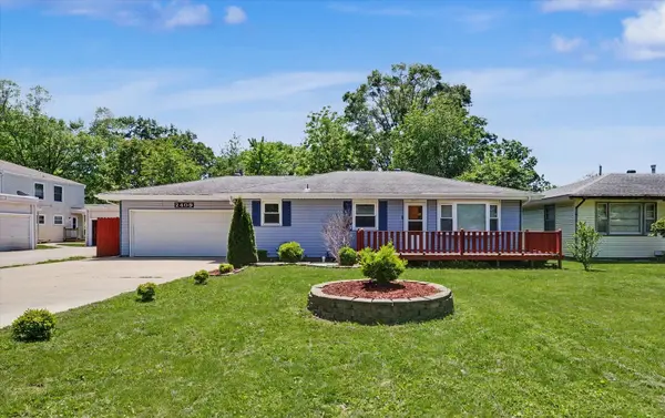 2409 W John ST, Champaign, IL 61821