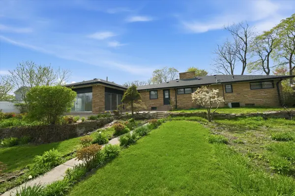 1907 Elim AVE, Zion, IL 60099