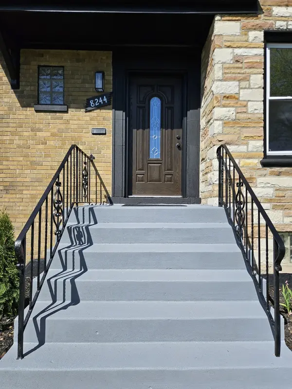 8244 S Troy ST, Chicago, IL 60652