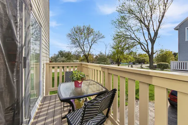 18615 W Sterling CT W #18615, Grayslake, IL 60030