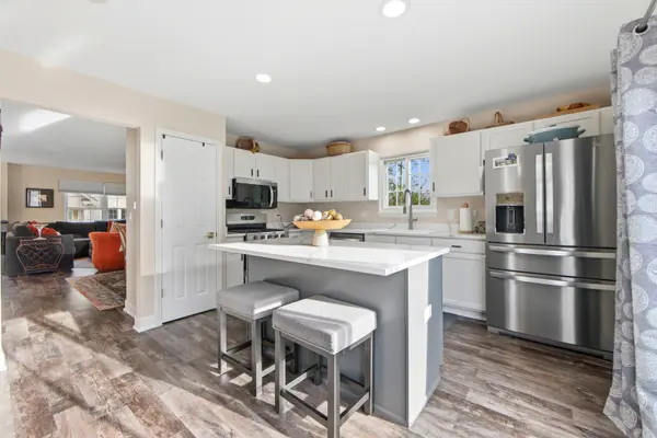 18615 W Sterling CT W #18615, Grayslake, IL 60030