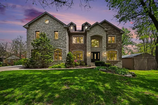 5875 Alabama AVE, Willowbrook, IL 60527
