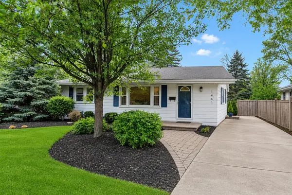 1441 N Eagle ST, Naperville, IL 60563