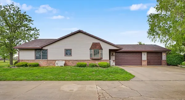 1104 Brad DR #1104, Urbana, IL 61802