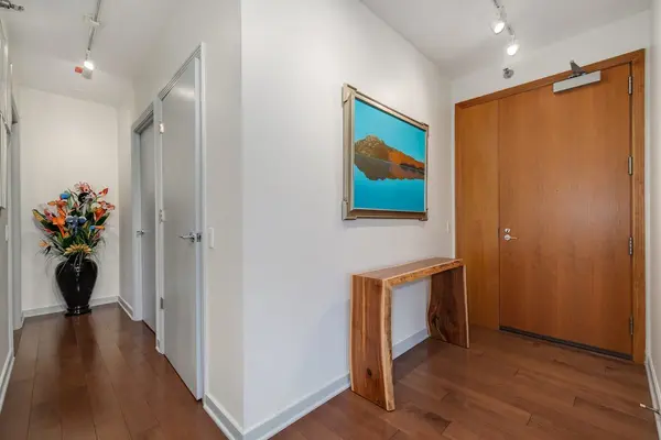 501 N Clinton ST #903, Chicago, IL 60654