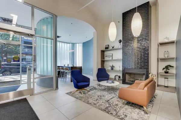 909 W Washington BLVD #811, Chicago, IL 60607