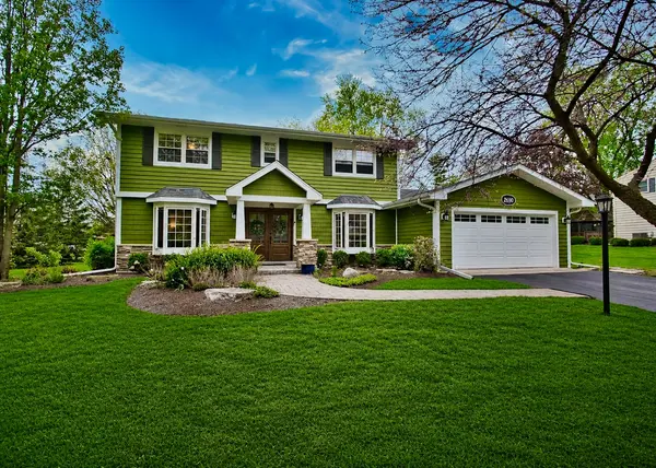 2S510 Seneca DR,  Wheaton,  IL 60189
