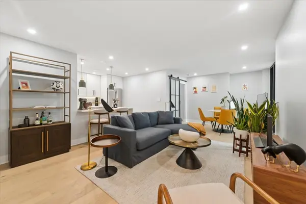 3440 N Lake Shore DR #14B, Chicago, IL 60657