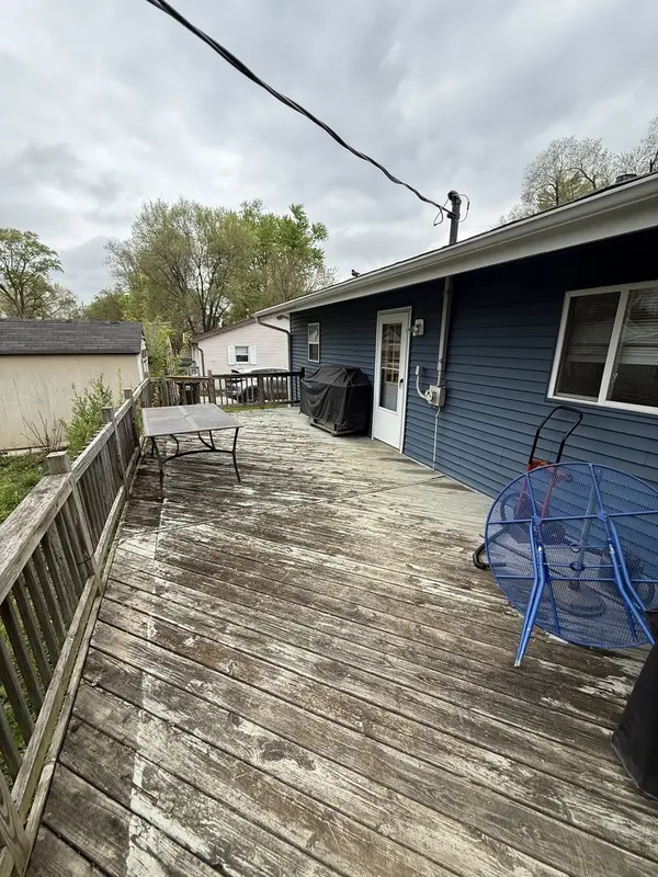 407 Santa Barbara RD, Lakemoor, IL 60051