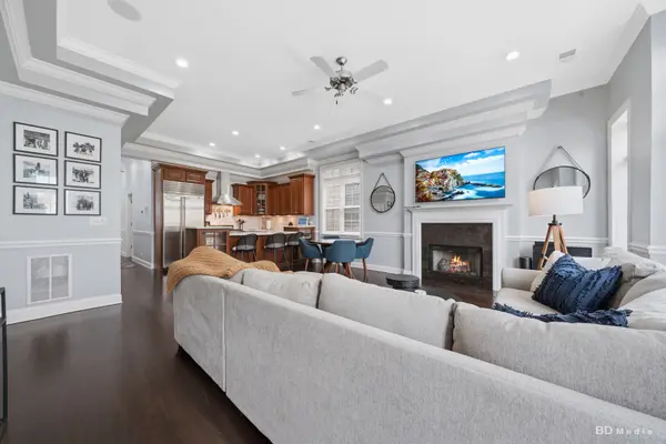 3251 N Kenmore AVE #3, Chicago, IL 60657
