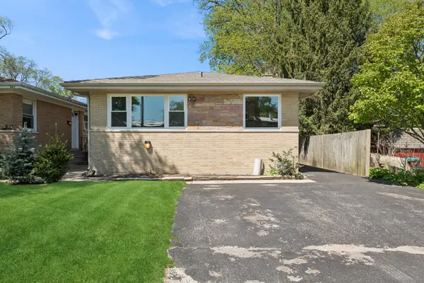 625 Hibbard RD, Wilmette, IL 60091