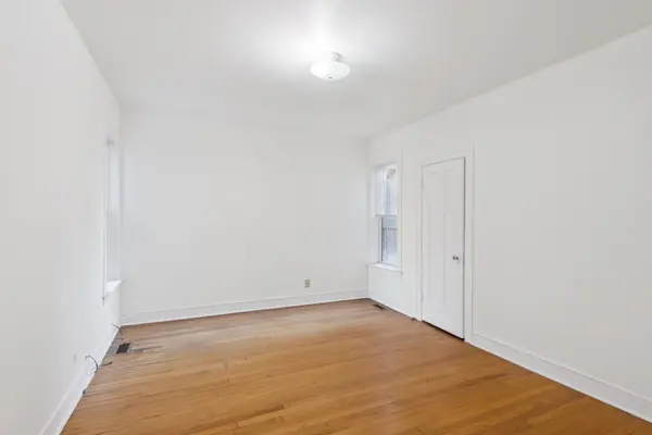 2249 W ARTHUR AVE, Chicago, IL 60645