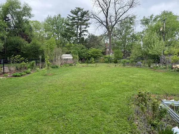 5612 S County Line RD, Hinsdale, IL 60521